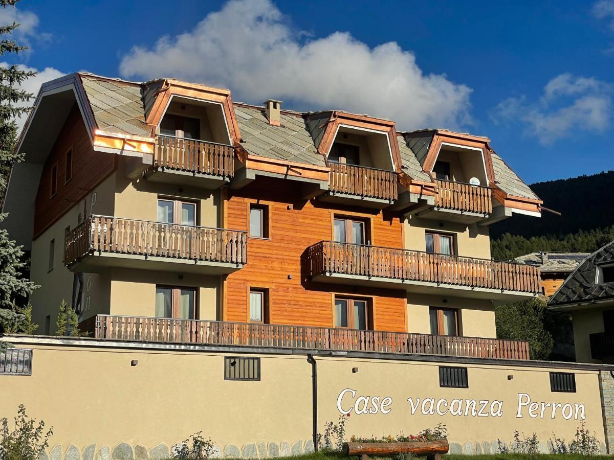Case Vacanza Perron Sauze D'Oulx Exterior photo